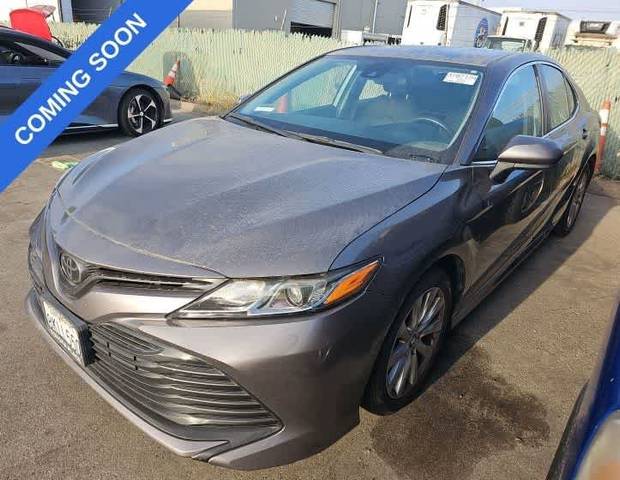 2019 Toyota Camry LE FWD photo