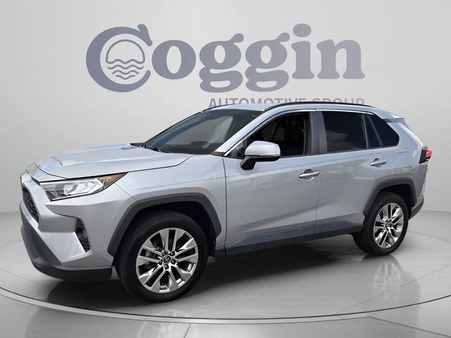 2019 Toyota RAV4 XLE Premium FWD photo