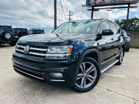 2019 Volkswagen Atlas 3.6L V6 SE w/Technology R-Line AWD photo