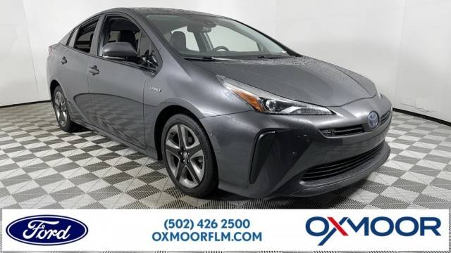 2019 Toyota Prius XLE FWD photo