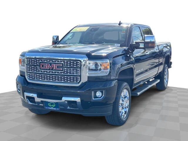 2019 GMC Sierra 2500HD Denali 4WD photo