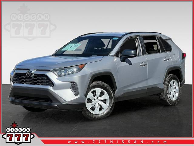 2019 Toyota RAV4 LE FWD photo