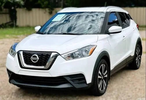 2019 Nissan Kicks SV FWD photo