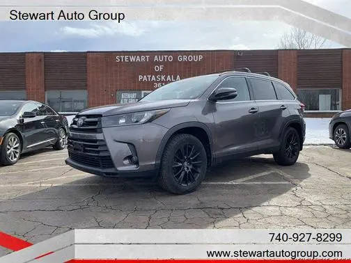 2019 Toyota Highlander SE AWD photo