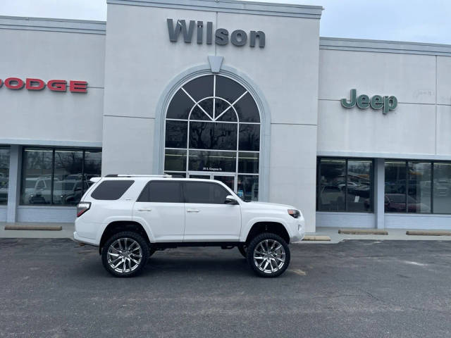2019 Toyota 4Runner SR5 Premium 4WD photo