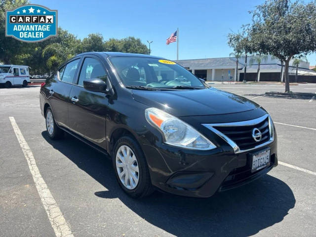 2018 Nissan Versa SV FWD photo