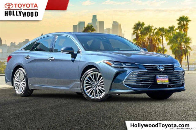 2019 Toyota Avalon Limited FWD photo