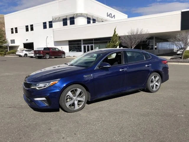 2019 Kia Optima S FWD photo