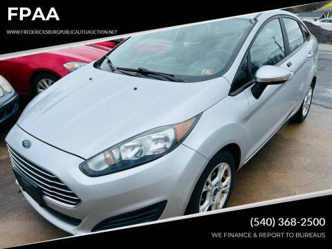 2015 Ford Fiesta SE FWD photo