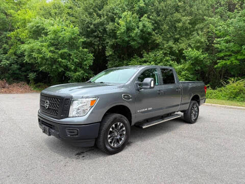 2019 Nissan Titan XD S 4WD photo