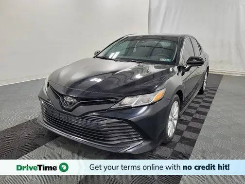 2019 Toyota Camry LE FWD photo