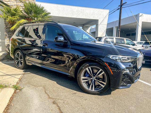 2019 BMW X7 xDrive50i AWD photo