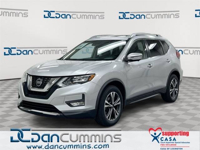 2019 Nissan Rogue SV FWD photo