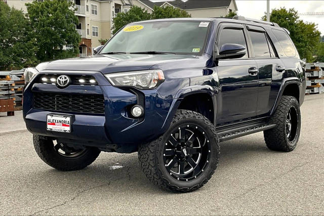 2019 Toyota 4Runner SR5 Premium 4WD photo