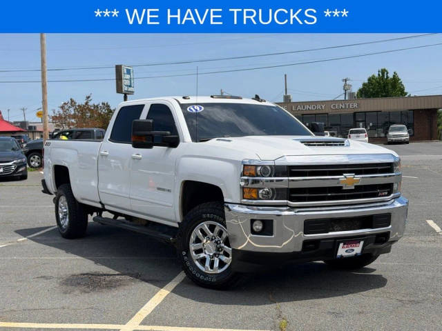 2019 Chevrolet Silverado 2500HD LT 4WD photo