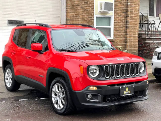 2017 Jeep Renegade Latitude FWD photo
