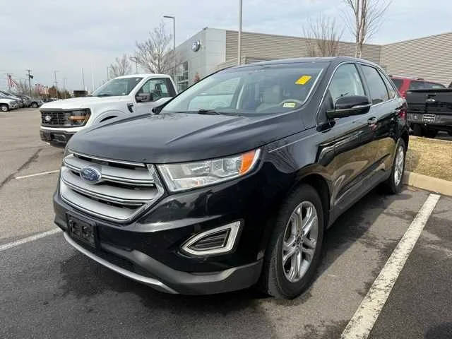 2018 Ford Edge Titanium FWD photo