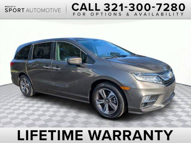 2019 Honda Odyssey Touring FWD photo