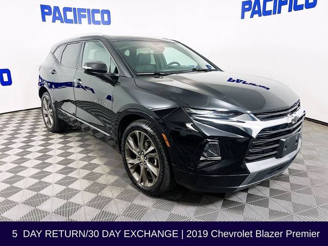 2019 Chevrolet Blazer Premier AWD photo