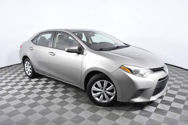 2015 Toyota Corolla LE FWD photo
