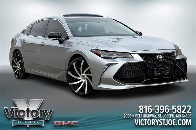 2019 Toyota Avalon Touring FWD photo