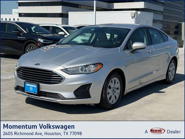 2019 Ford Fusion S FWD photo