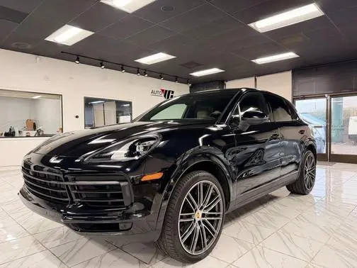 2019 Porsche Cayenne  AWD photo