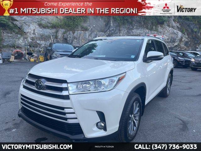 2019 Toyota Highlander XLE AWD photo