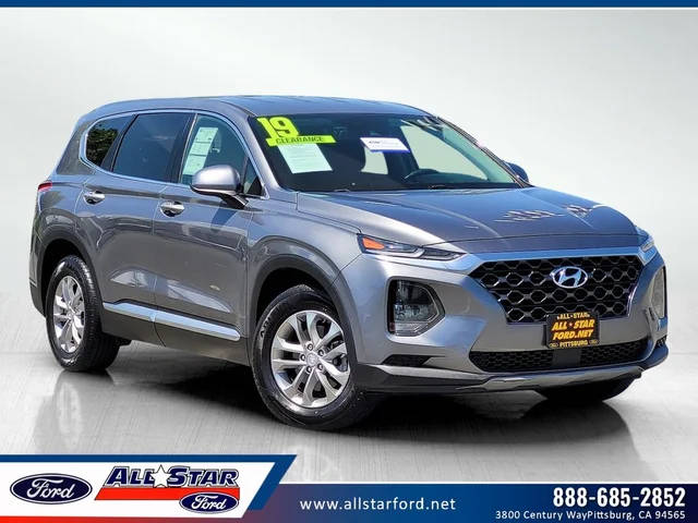 2019 Hyundai Santa Fe SE FWD photo