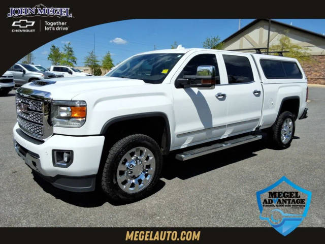 2019 GMC Sierra 2500HD Denali 4WD photo
