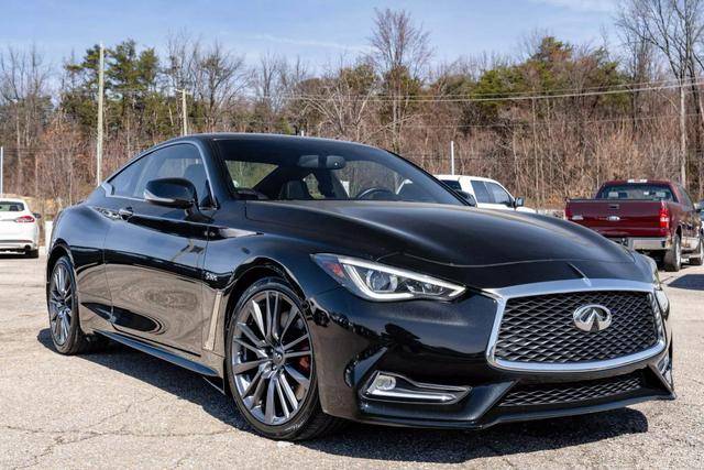 2017 Infiniti Q60 Red Sport 400 RWD photo