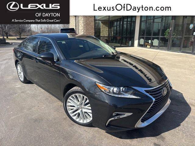 2016 Lexus ES  FWD photo