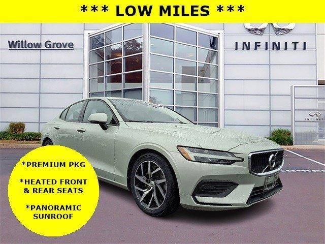 2019 Volvo S60 Momentum AWD photo