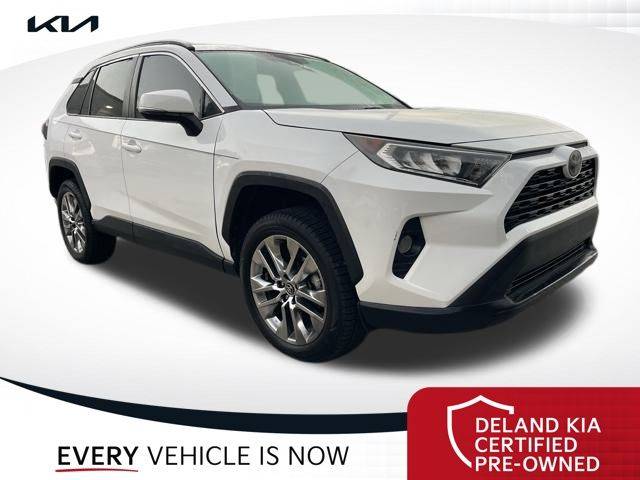 2019 Toyota RAV4 XLE Premium FWD photo