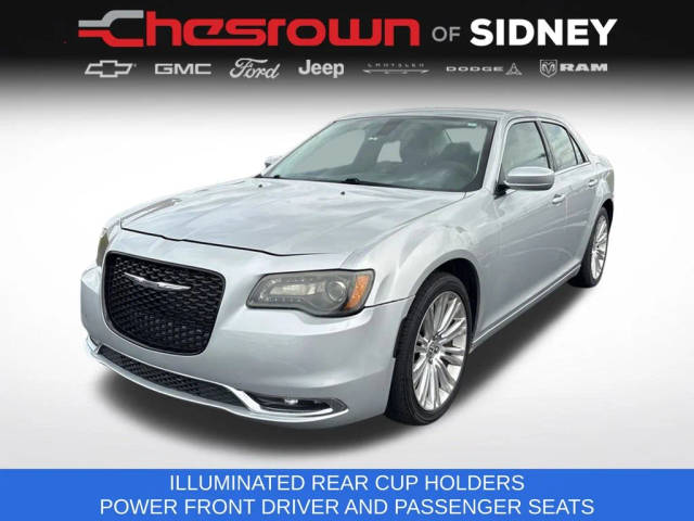 2019 Chrysler 300 Touring L RWD photo