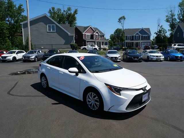 2020 Toyota Corolla LE FWD photo