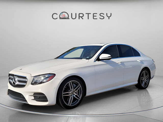 2019 Mercedes-Benz E-Class E 300 RWD photo
