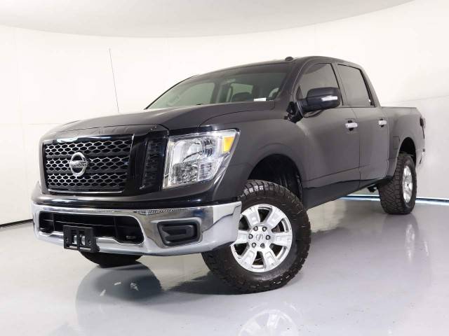 2019 Nissan Titan SV 4WD photo