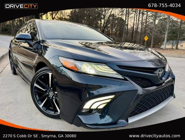 2019 Toyota Camry XSE FWD photo