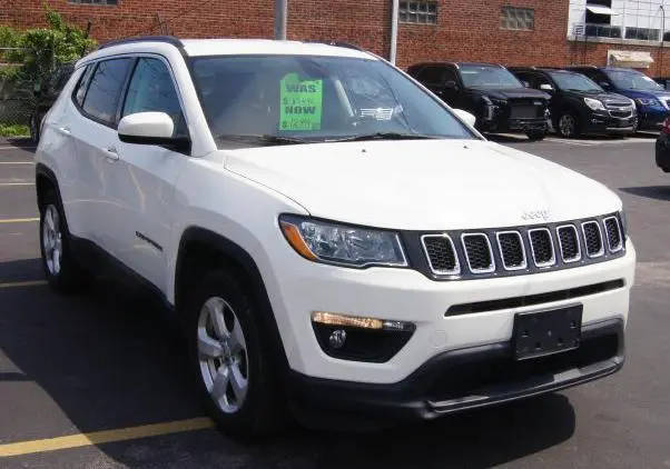 2019 Jeep Compass Latitude FWD photo