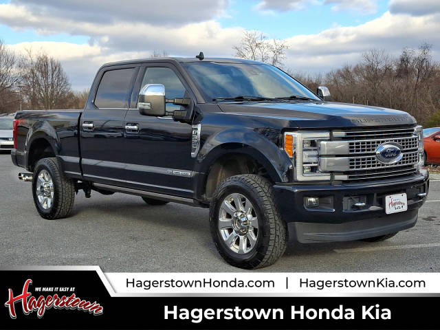 2019 Ford F-350 Super Duty Platinum 4WD photo