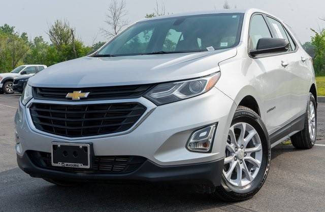 2019 Chevrolet Equinox LS FWD photo
