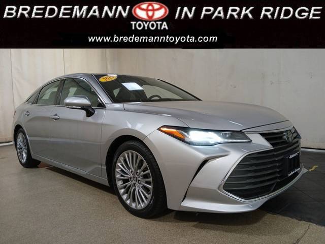 2019 Toyota Avalon Limited FWD photo