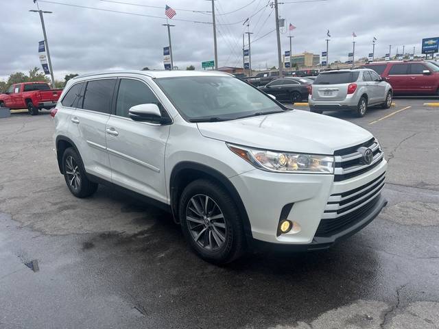 2019 Toyota Highlander XLE AWD photo