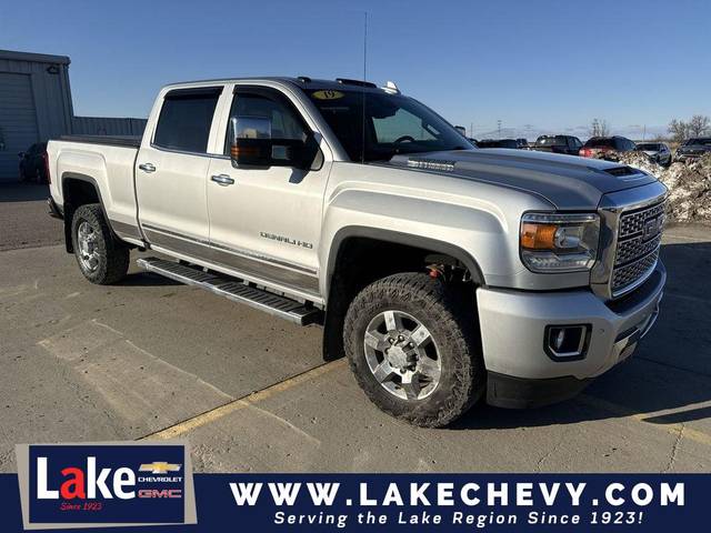 2019 GMC Sierra 2500HD Denali 4WD photo