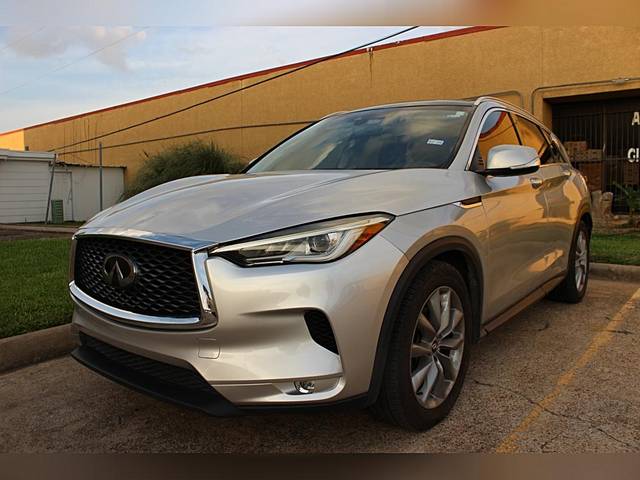 2019 Infiniti QX50 LUXE FWD photo
