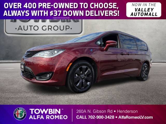 2019 Chrysler Pacifica Minivan Hybrid Limited FWD photo