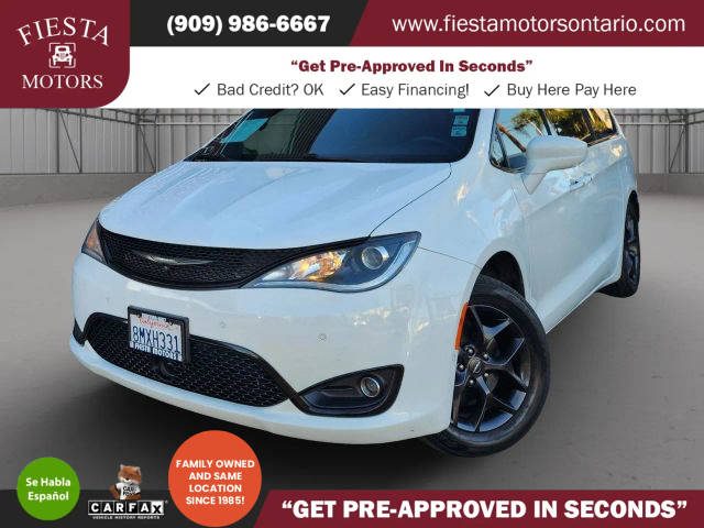 2019 Chrysler Pacifica Minivan Touring Plus FWD photo