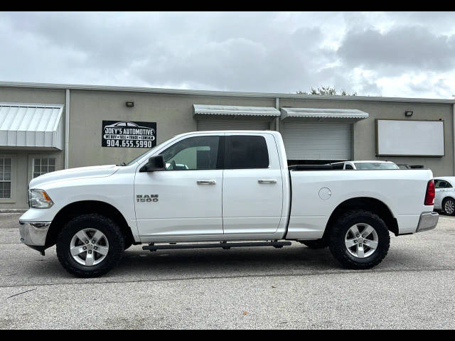 2018 Ram 1500 SLT 4WD photo