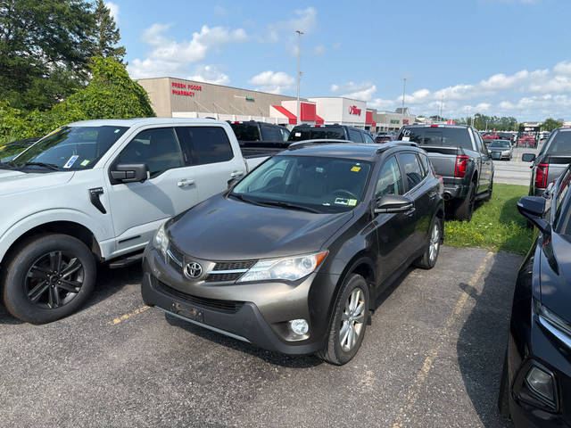 2015 Toyota RAV4 Limited AWD photo